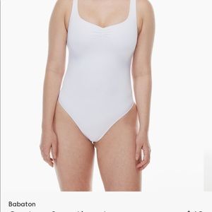 Aritzia Contour Sweetheart Bodysuit
